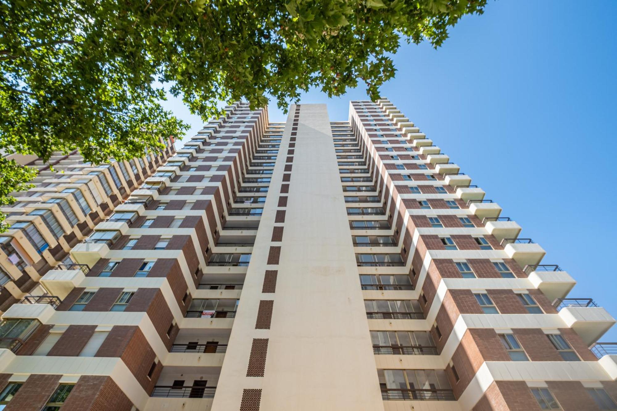 Acuarium 3-19-e Levante Apartamento